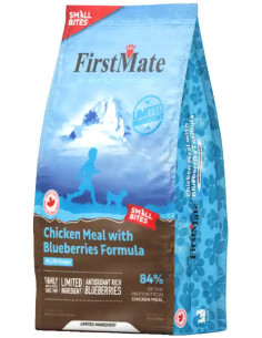 FirstMate Chicken Meal with Blueberries Formula Small Bites
